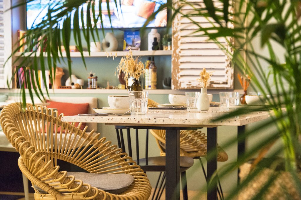 Table petit dejeuner 2 - Hotel Restaurant in La Baule